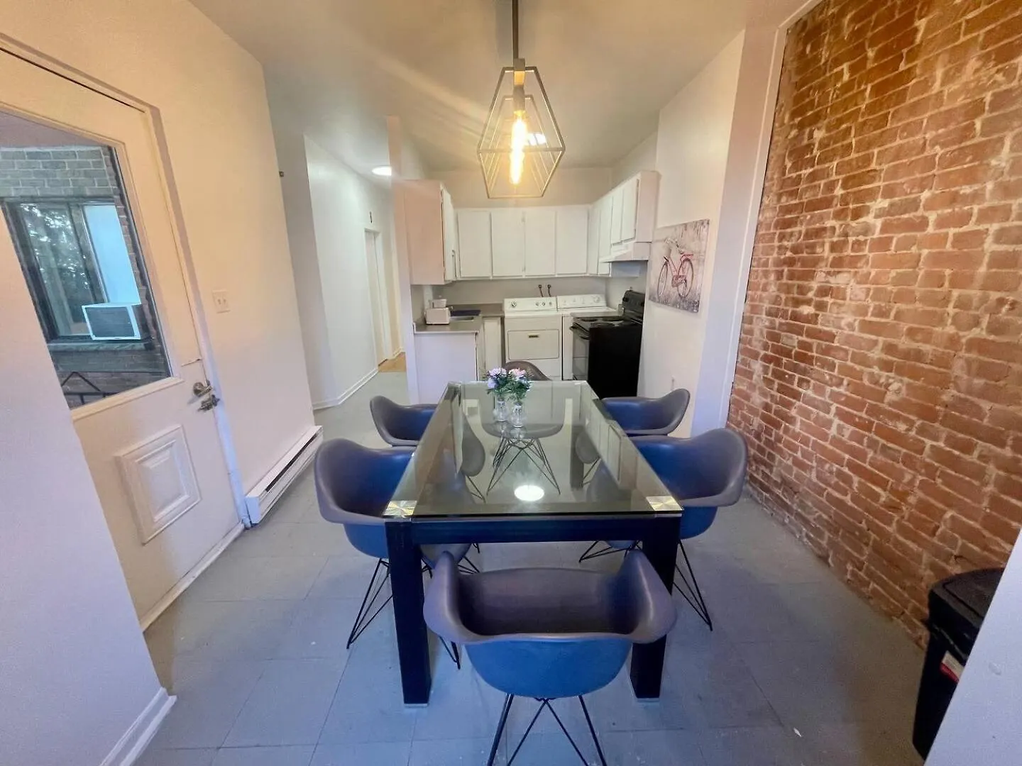 Full Kitchen 3Min A Pied Metro Verdun Room B Homestay Montreal