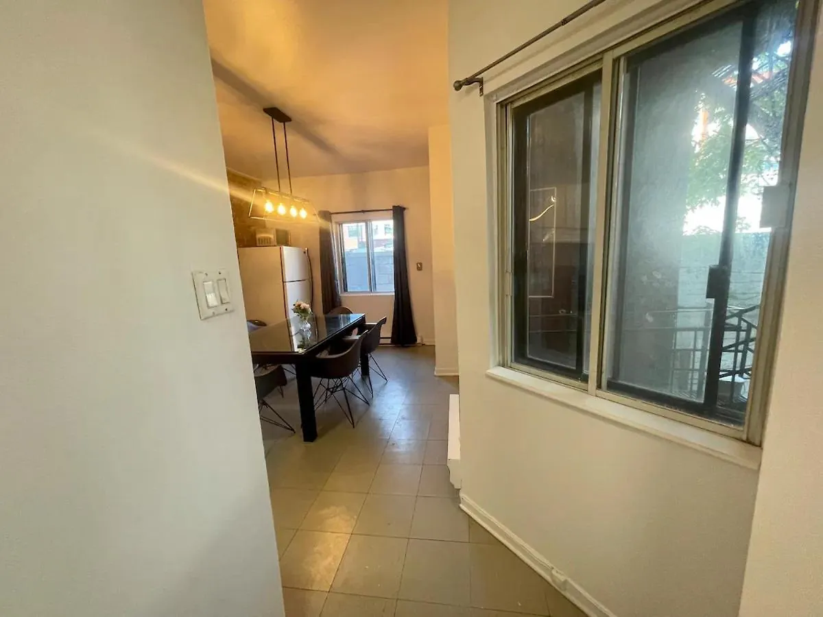 Full Kitchen 3Min A Pied Metro Verdun Room B Canada