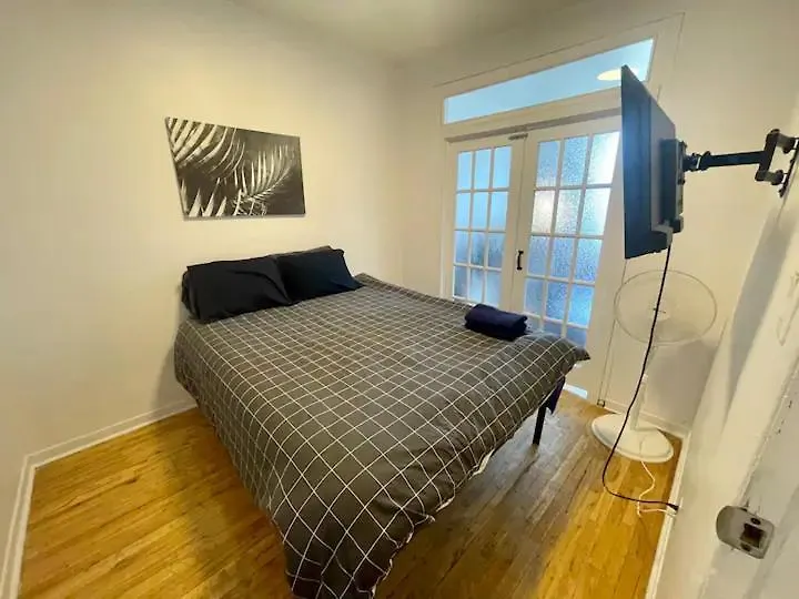 Homestay Full Kitchen 3Min A Pied Metro Verdun Room B Canada