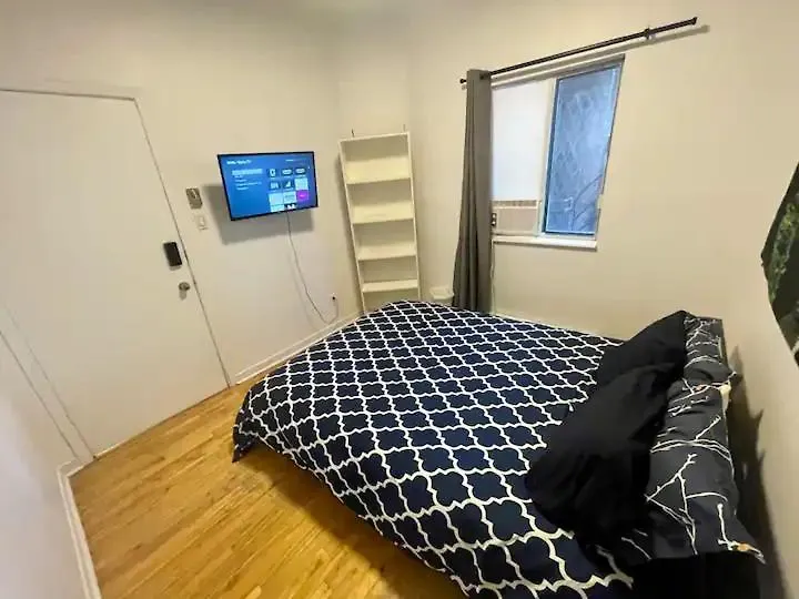 Homestay Full Kitchen 3Min A Pied Metro Verdun Room B