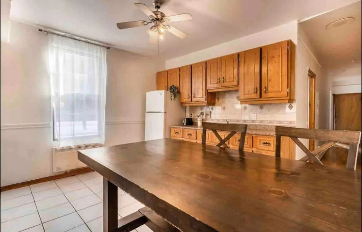 Full Kitchen 3Min A Pied Metro Verdun Room B