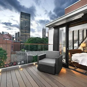 épik Montréal Inn